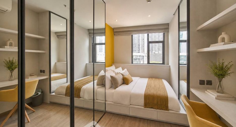 For rent 2 bedrooms condo in Watthana, Bangkok