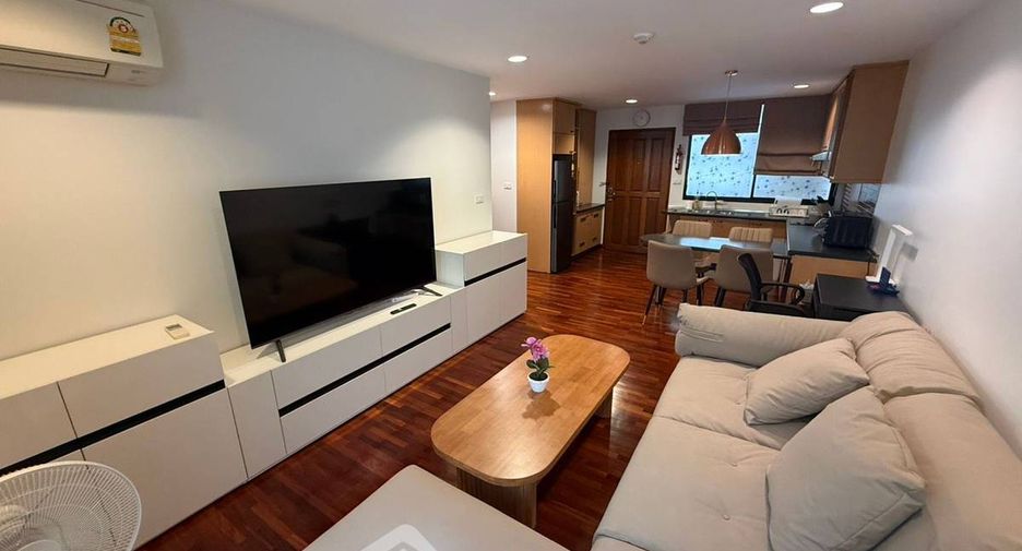 For rent 2 bedrooms condo in Watthana, Bangkok