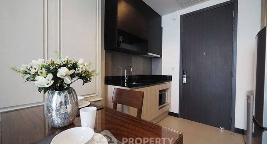 Condo en alquiler de 1 habitaciones en Khlong Toei, Bangkok
