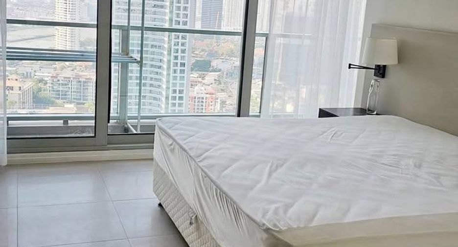 For rent 2 bedrooms condo in Sathon, Bangkok