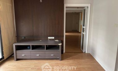 For rent 2 bedrooms condo in Sathon, Bangkok