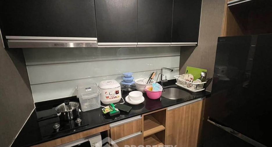 For rent 1 bed condo in Pathum Wan, Bangkok