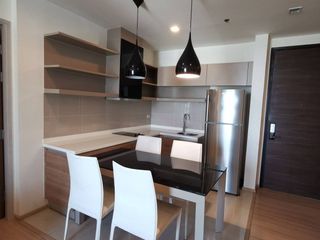 Wohnung zur Miete mit 2 Zimmer in Phra Khanong, Bangkok