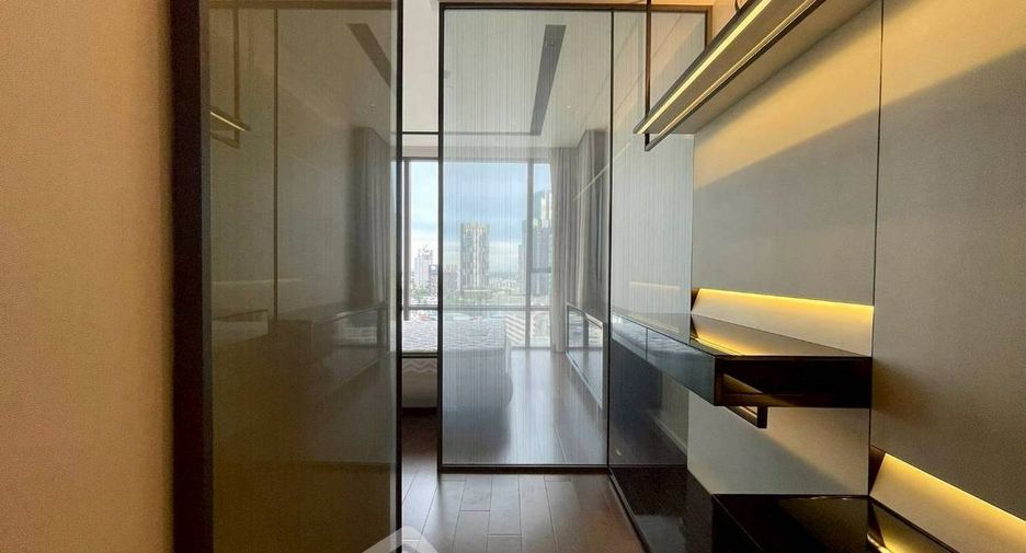For rent 2 ベッドルーム condo in Watthana, Bangkok