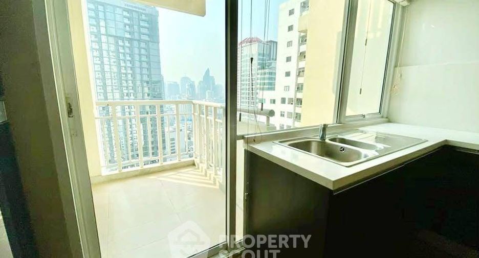 Condo en alquiler de 2 habitaciones en Watthana, Bangkok