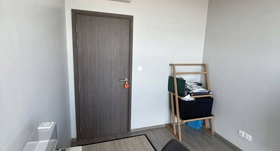 Condo en alquiler de 2 habitaciones en Bang Sue, Bangkok