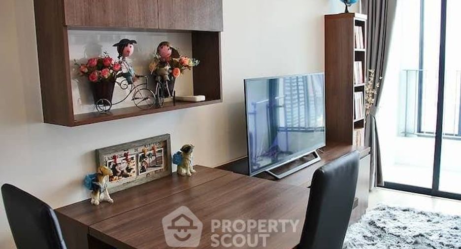Wohnung zur Miete mit 1 Zimmer in Bang Rak, Bangkok