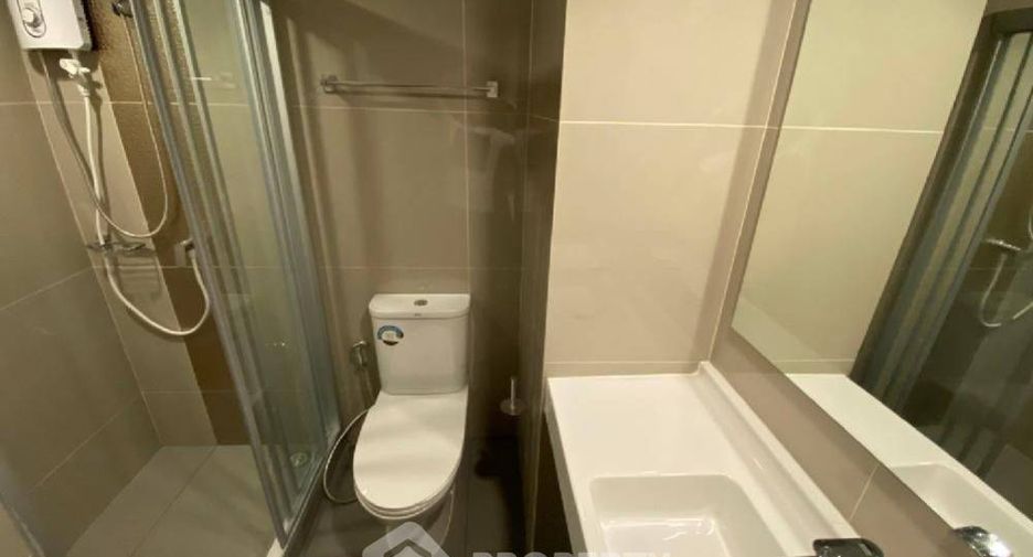 Wohnung zur Miete mit 1 Zimmer in Khlong San, Bangkok
