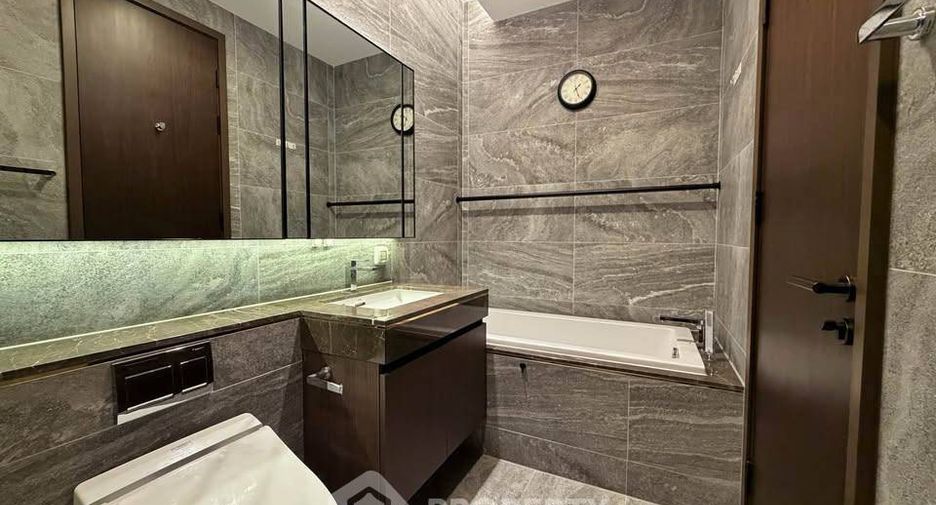 Condo en alquiler de 1 habitaciones en Khlong Toei, Bangkok