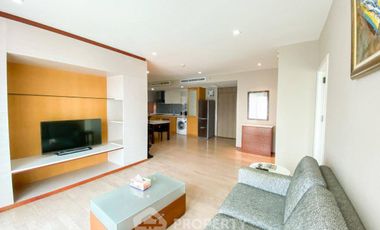 For rent 3 bedrooms condo in Khlong Toei, Bangkok