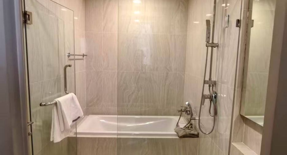 Wohnung zur Miete mit 2 Zimmer in Watthana, Bangkok