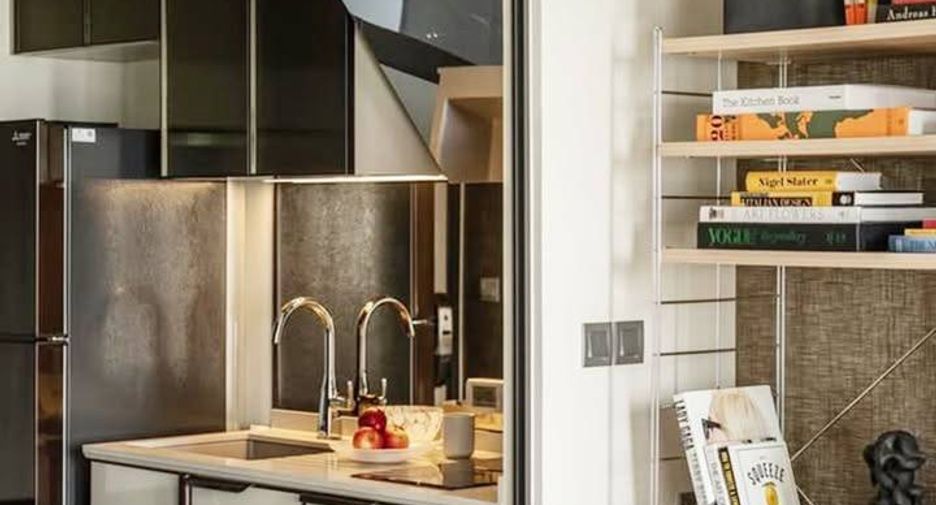 For rent 1 bed condo in Watthana, Bangkok