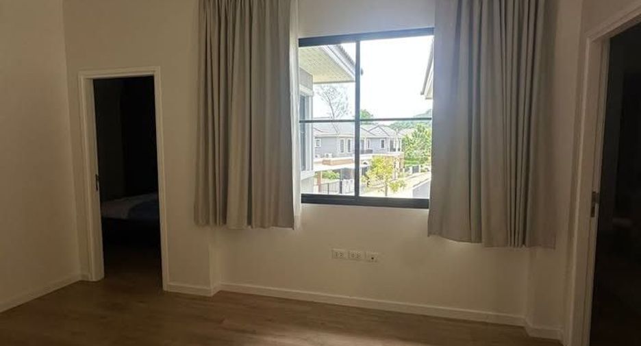 For rent 4 ベッドルーム house in Mueang Phuket, Phuket