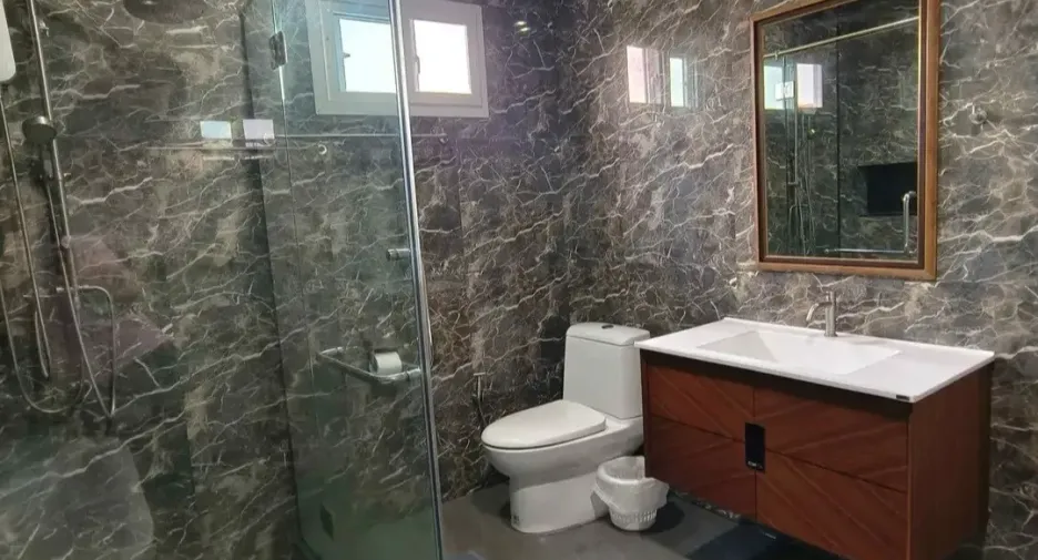 For sale and for rent 5 bedrooms house in Watthana, Bangkok