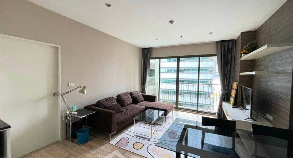 For rent 1 bed condo in Watthana, Bangkok