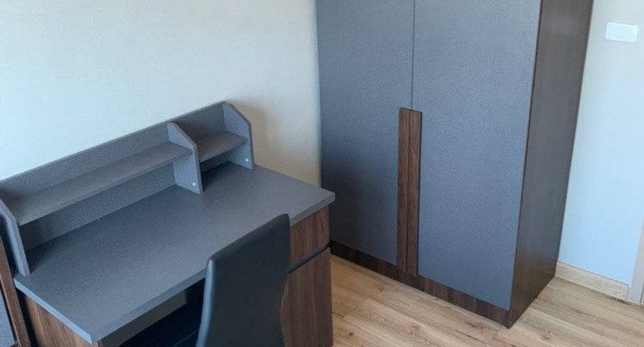 Wohnung zur Miete mit 2 Zimmer in Bang Phlat, Bangkok