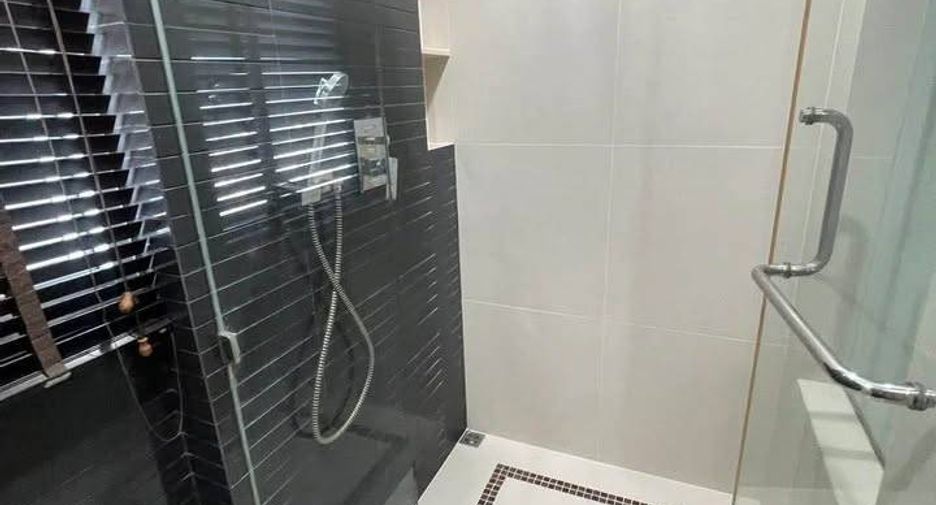 Аренда 1 кровать кондо в Хуаи Кхщанг, Бангкок