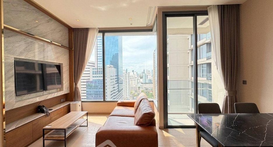 For rent 2 bedrooms condo in Watthana, Bangkok