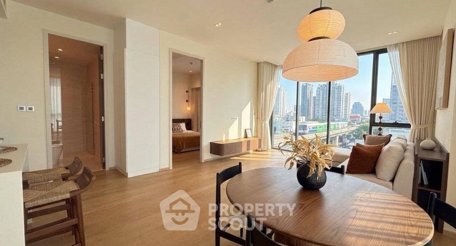 For rent 2 bedrooms condo in Khlong Toei, Bangkok