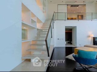 À louer 5 chambres appartement à Bang Kho Laem, Bangkok