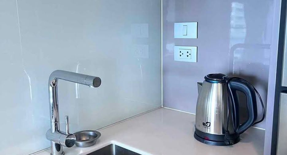 For rent 1 Beds condo in Khlong Toei, Bangkok