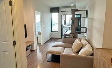 Condo en alquiler de 1 habitaciones en Yan Nawa, Bangkok