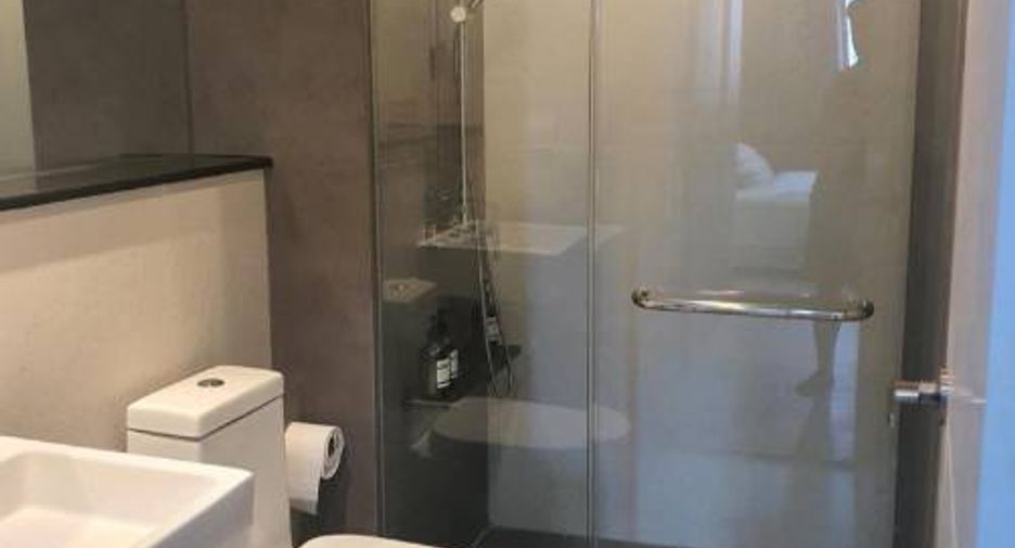 For rent 1 bed condo in Khlong San, Bangkok