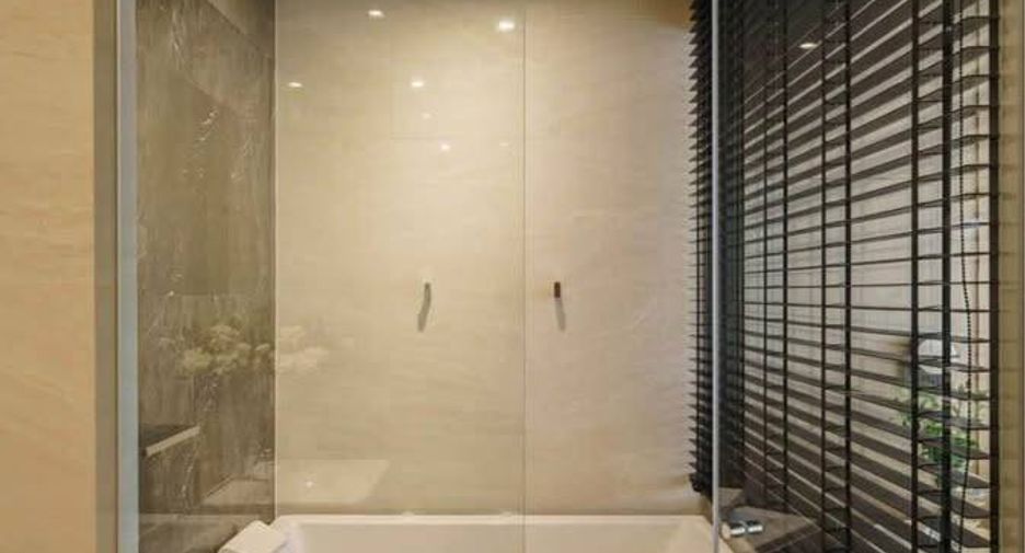 Condo en alquiler de 2 habitaciones en Bang Rak, Bangkok