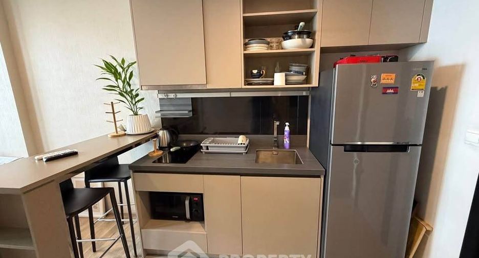 Condo en alquiler de 1 habitaciones en Khlong Toei, Bangkok