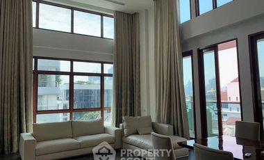 Wohnung zur Miete mit 3 Zimmer in Khlong Toei, Bangkok