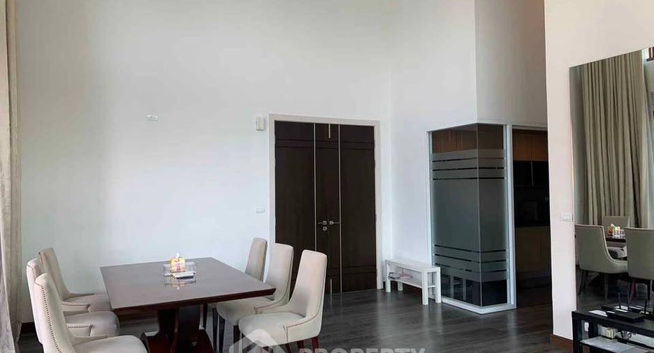 Wohnung zur Miete mit 3 Zimmer in Khlong Toei, Bangkok