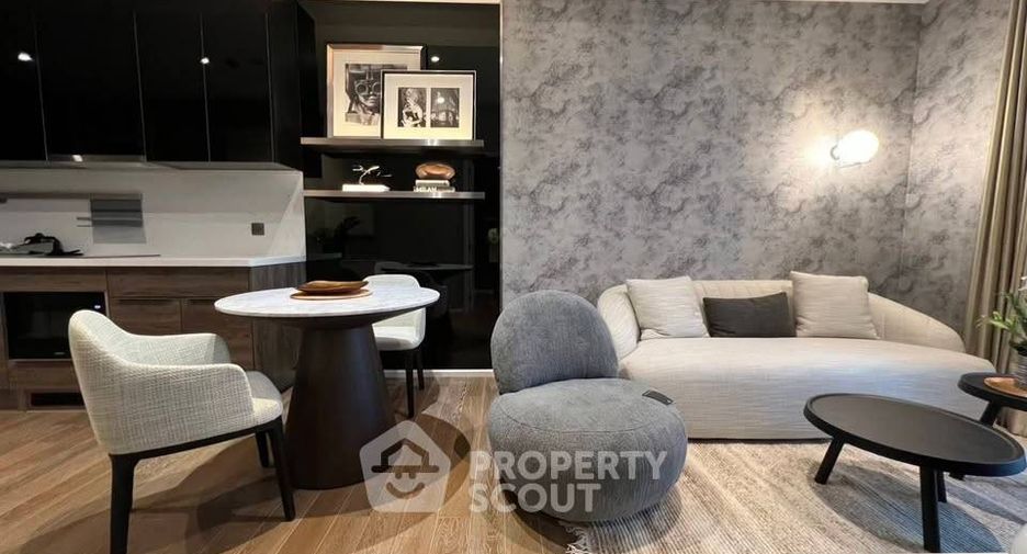 For rent 1 bed condo in Pathum Wan, Bangkok