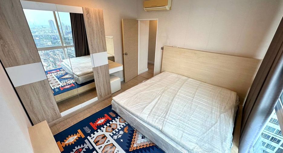 For rent 2 bedrooms condo in Bang Na, Bangkok