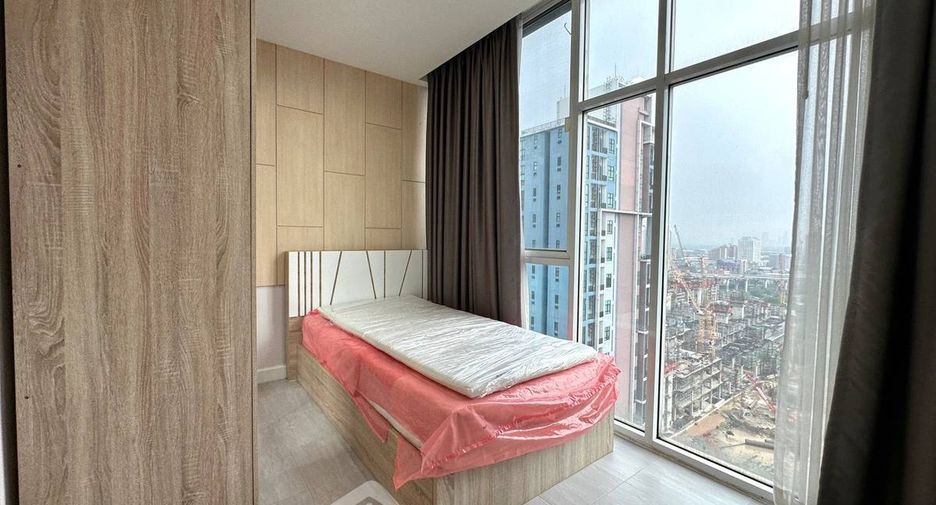 For rent 2 bedrooms condo in Bang Na, Bangkok