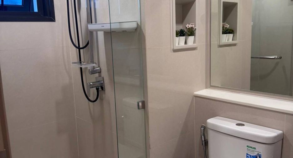 Condo en alquiler de 2 habitaciones en Thon Buri, Bangkok