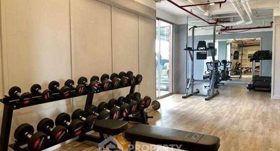 For rent 3 bedrooms condo in Sathon, Bangkok