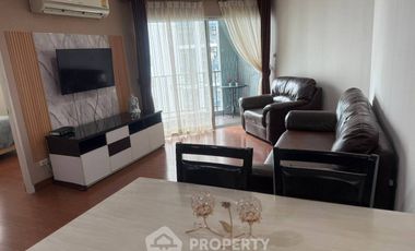 Wohnung zur Miete mit 2 Zimmer in Huai Khwang, Bangkok