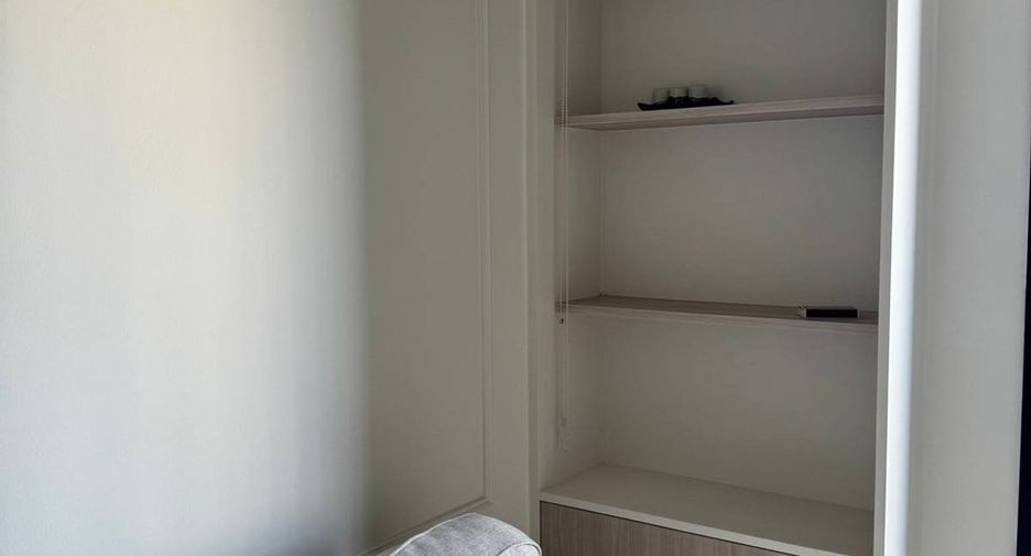 Condo en alquiler de 2 habitaciones en Bang Sue, Bangkok