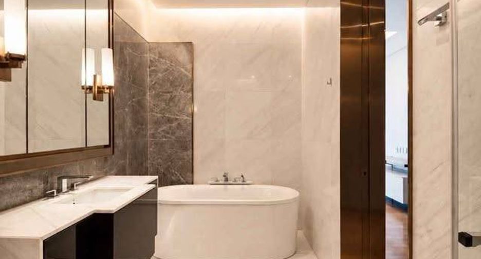 À louer 1 chambre condo à Pathum Wan, Bangkok