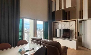 For rent 2 bedrooms condo in Huai Khwang, Bangkok