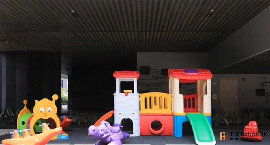 For rent 1 bed condo in Watthana, Bangkok