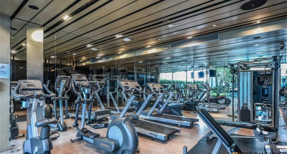 For rent 1 bed condo in Watthana, Bangkok