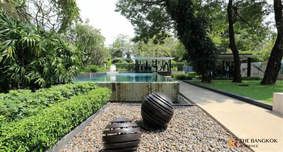 For rent 1 bed condo in Watthana, Bangkok