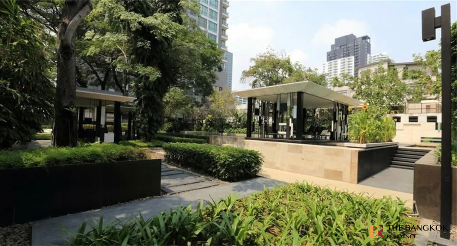 For rent 1 bed condo in Watthana, Bangkok