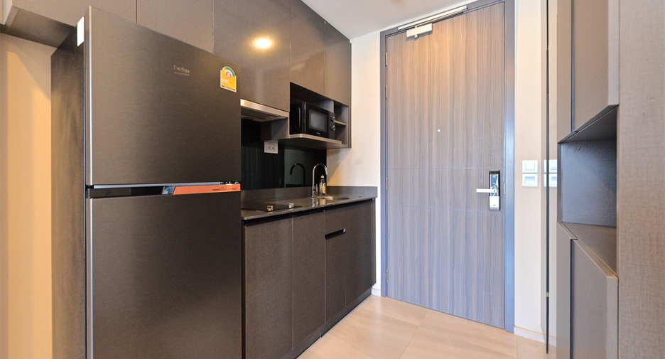 Condo en alquiler de 1 habitaciones en Khlong Toei, Bangkok