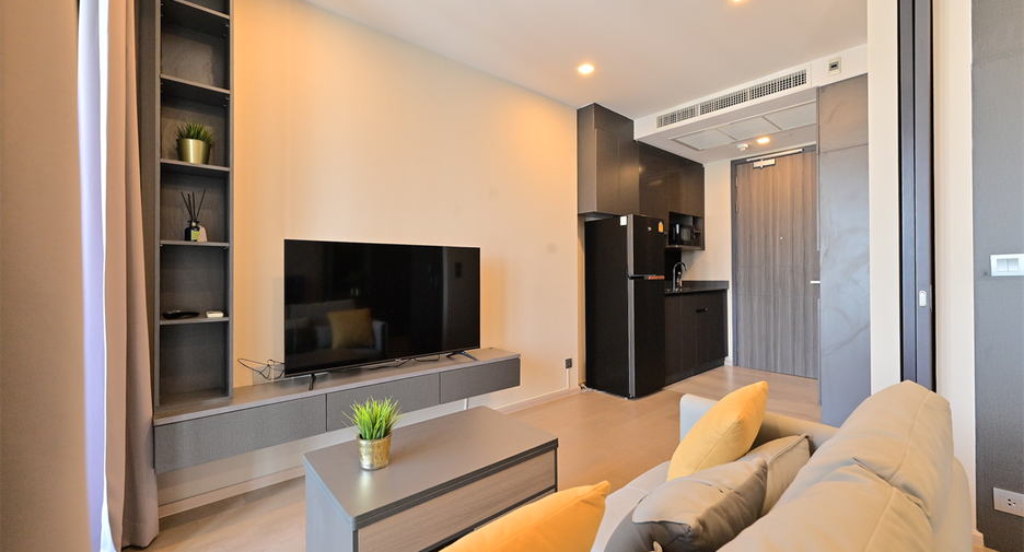 Condo en alquiler de 1 habitaciones en Khlong Toei, Bangkok