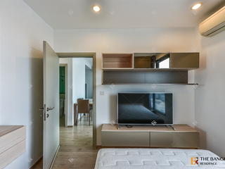 For rent 2 bedrooms condo in Bang Rak, Bangkok