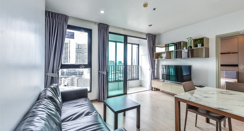 À louer 2 chambres condo à Bang Rak, Bangkok