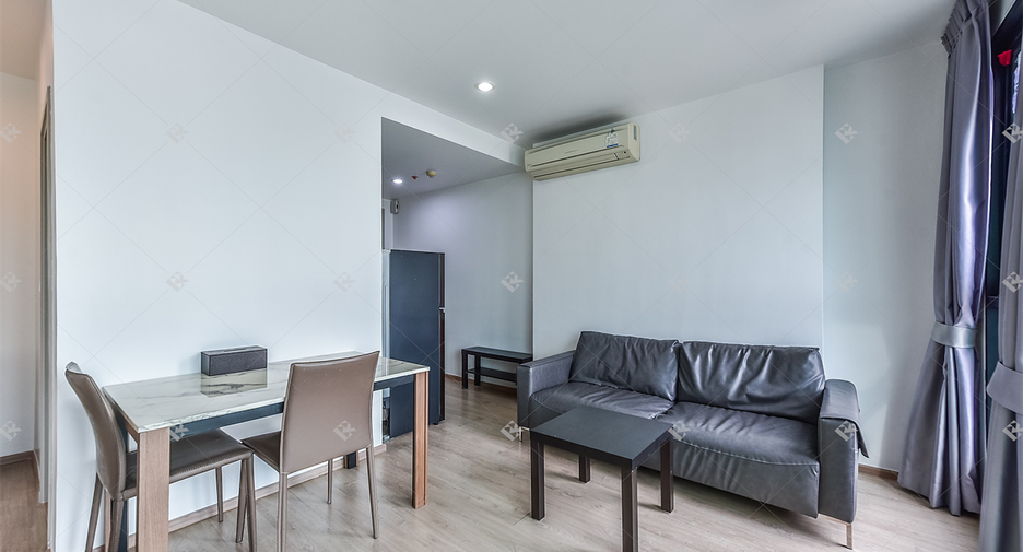 À louer 2 chambres condo à Bang Rak, Bangkok