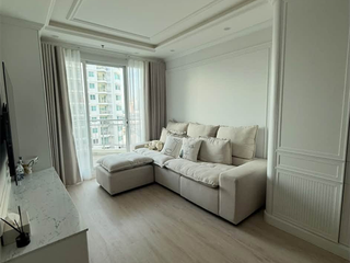 À louer 2 chambres condo à Huai Khwang, Bangkok